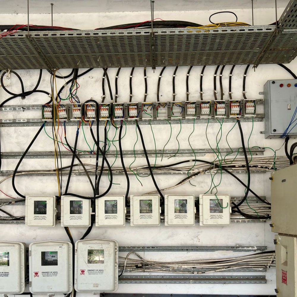 [MDA-D-PNL] Electrical sub-panel (institutions) — checked once a year (per panel)
